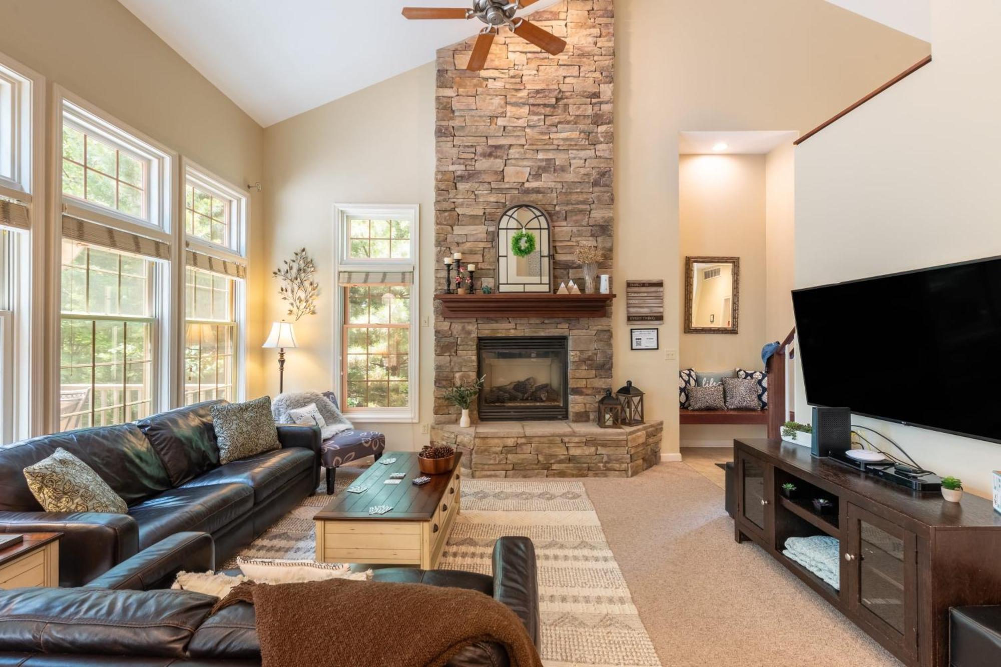 Highland Hideaway By Avantstay Group Poconos Retreat W Patio Game Room Лейк-Гармоні Екстер'єр фото